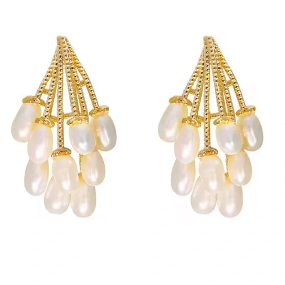 Fashion Jewelry Gold and Cream Pearl Drop Earrings - Picture 7 of 7